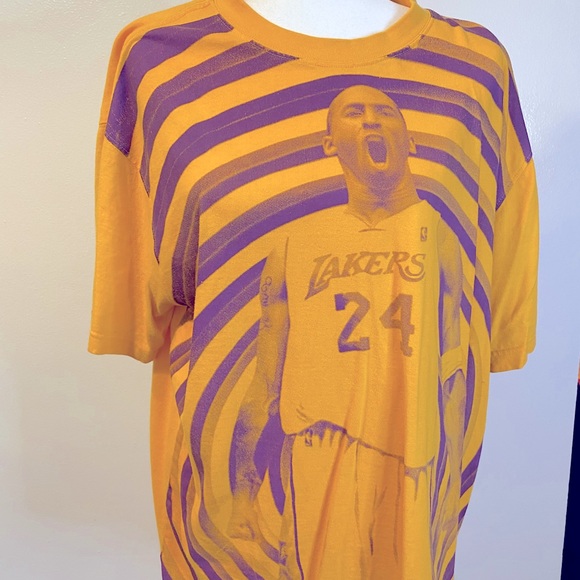 Kobe Bryant Vintage T-Shirt